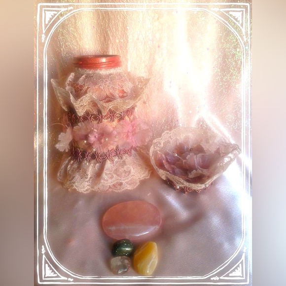 Hand Crafted The Burlesque Dancer Gypsy Jar Shabby Chic - Picture 4 of 8